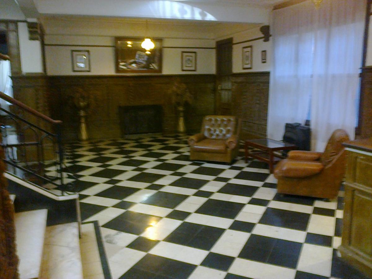 Hotel Plaza Tres Arroyos Exterior photo