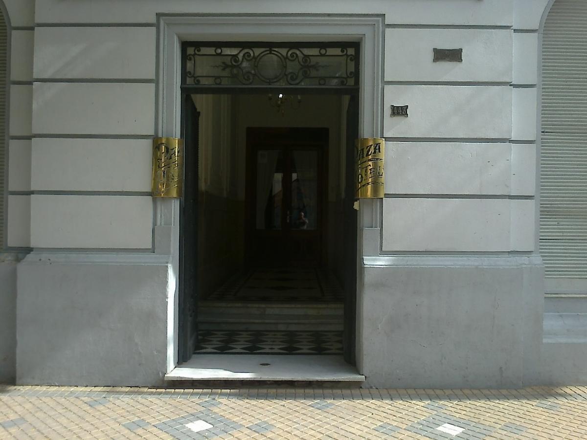 Hotel Plaza Tres Arroyos Exterior photo
